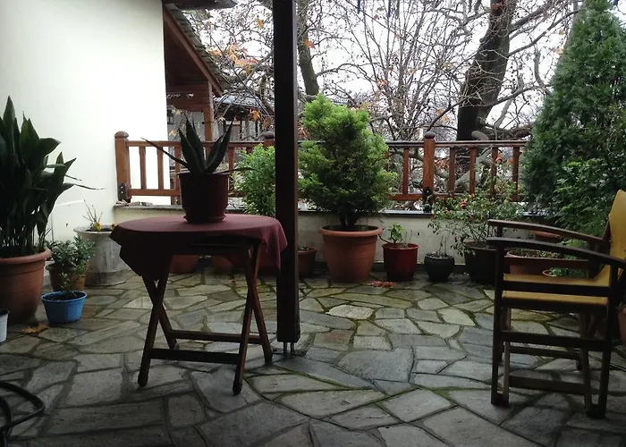 η φωλιά * Agios Lavrentios