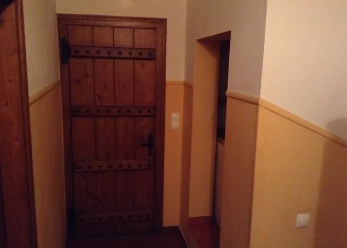 فندق η φωλιά